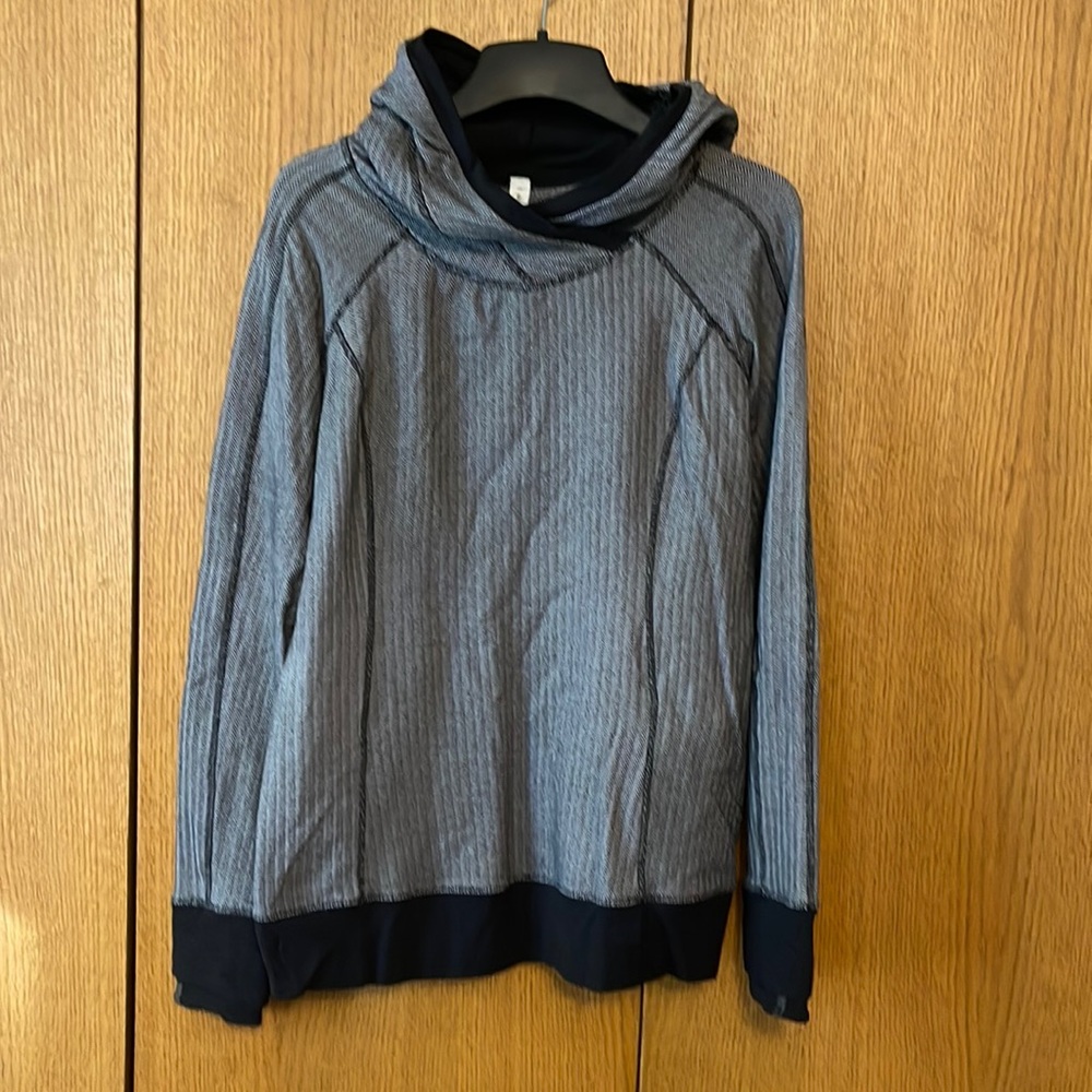 Lululemon Pullover Hoodie, Size 10